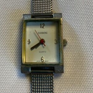 Working Vintage Shannons Silver Tone Mesh Band Watch with Brand New Battery!